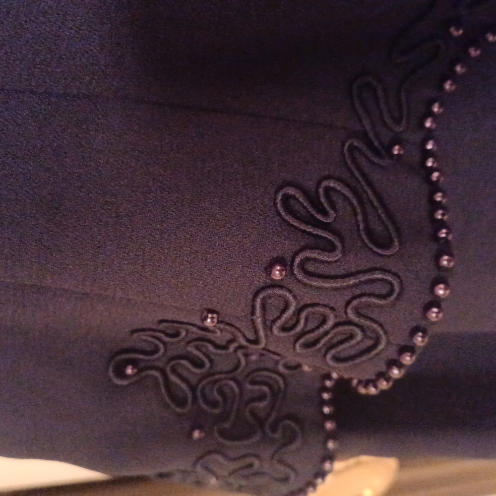 Donna Morgan beaded dress - Picture 4 of 6